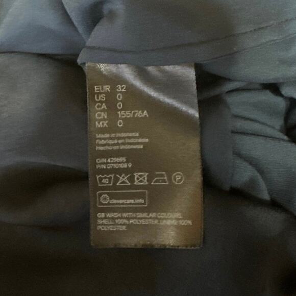 H&M Navy Blue Sleeveless High Neck Tie Waist Keyhole Blouson Maxi Dress Size 0 - Picture 5 of 5